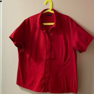 Short sleeve button up